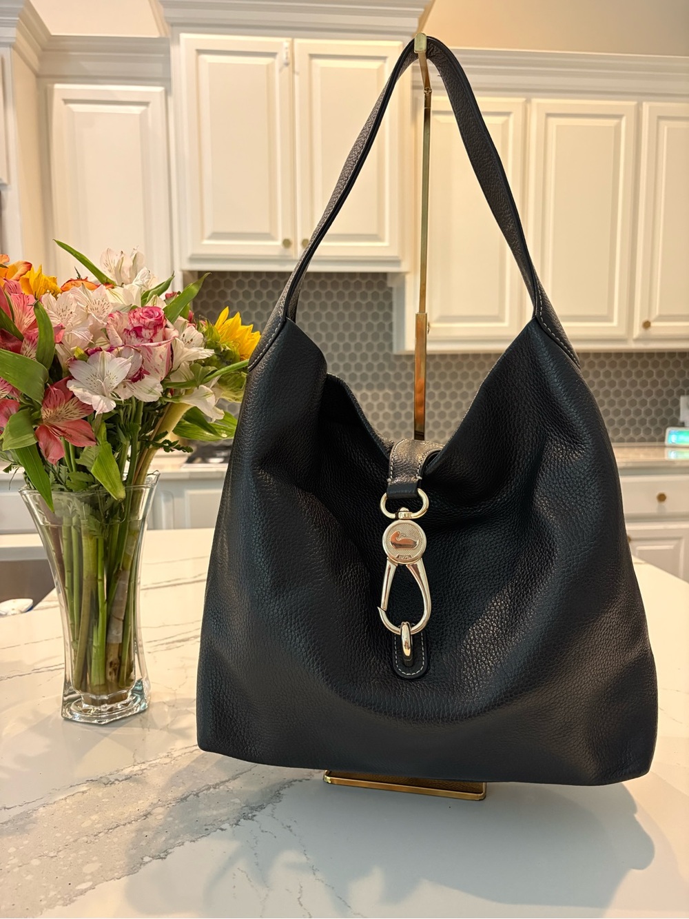 Authentic Dooney & Bourke Black Pebble Leather Hobo Bag 🖤